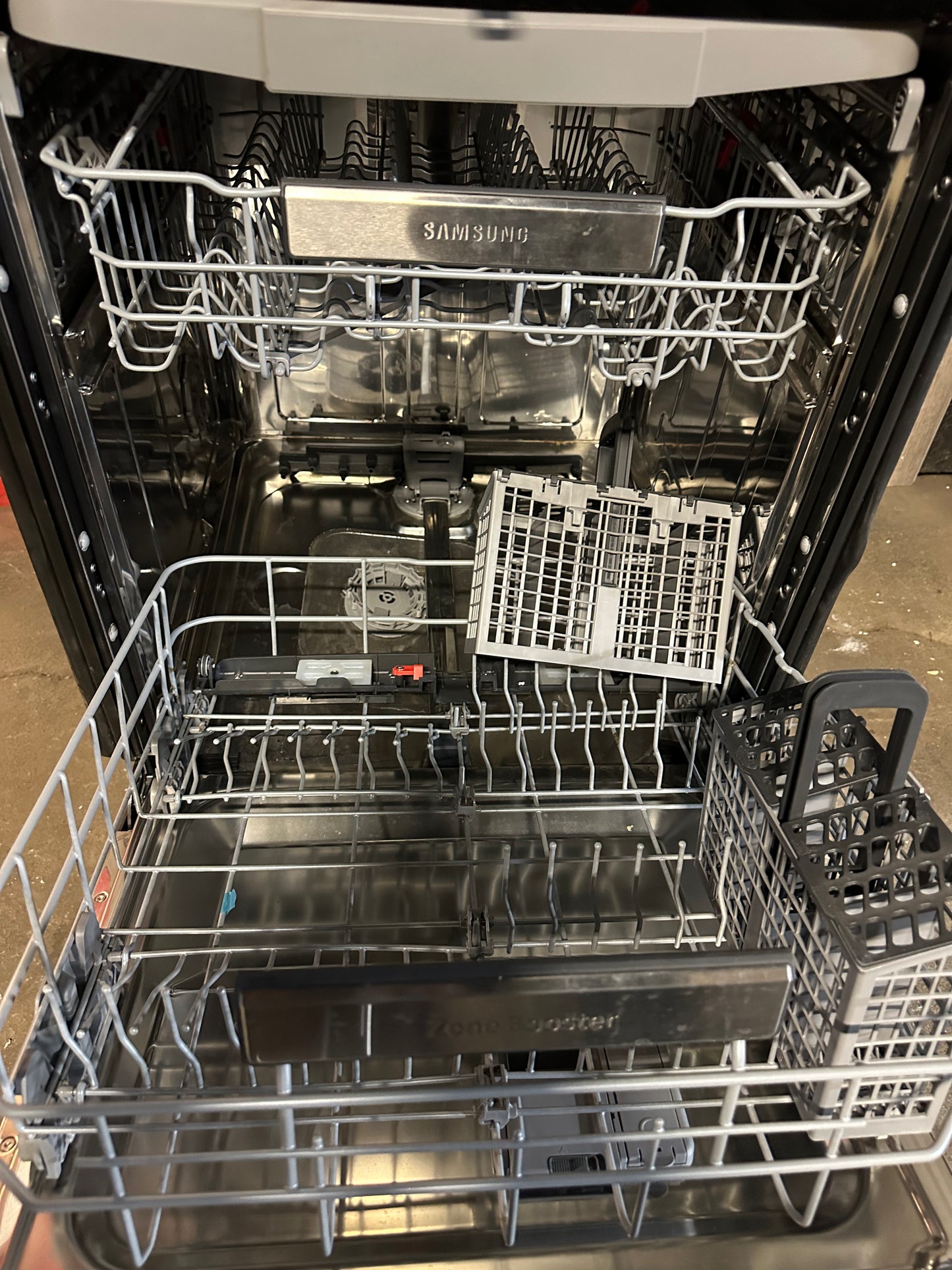 Samsung Dishwasher DW80R9950UG